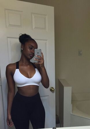 Ebony teen selfies nude